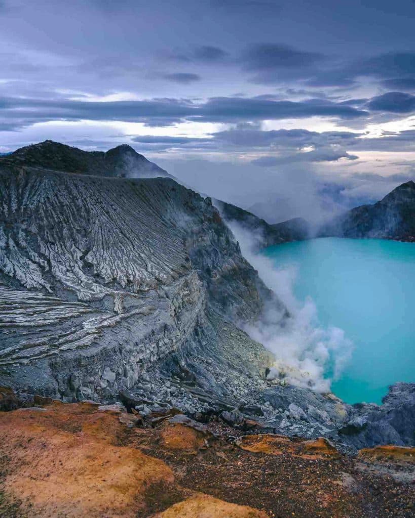 mount-ijen-sulfur-819x1024